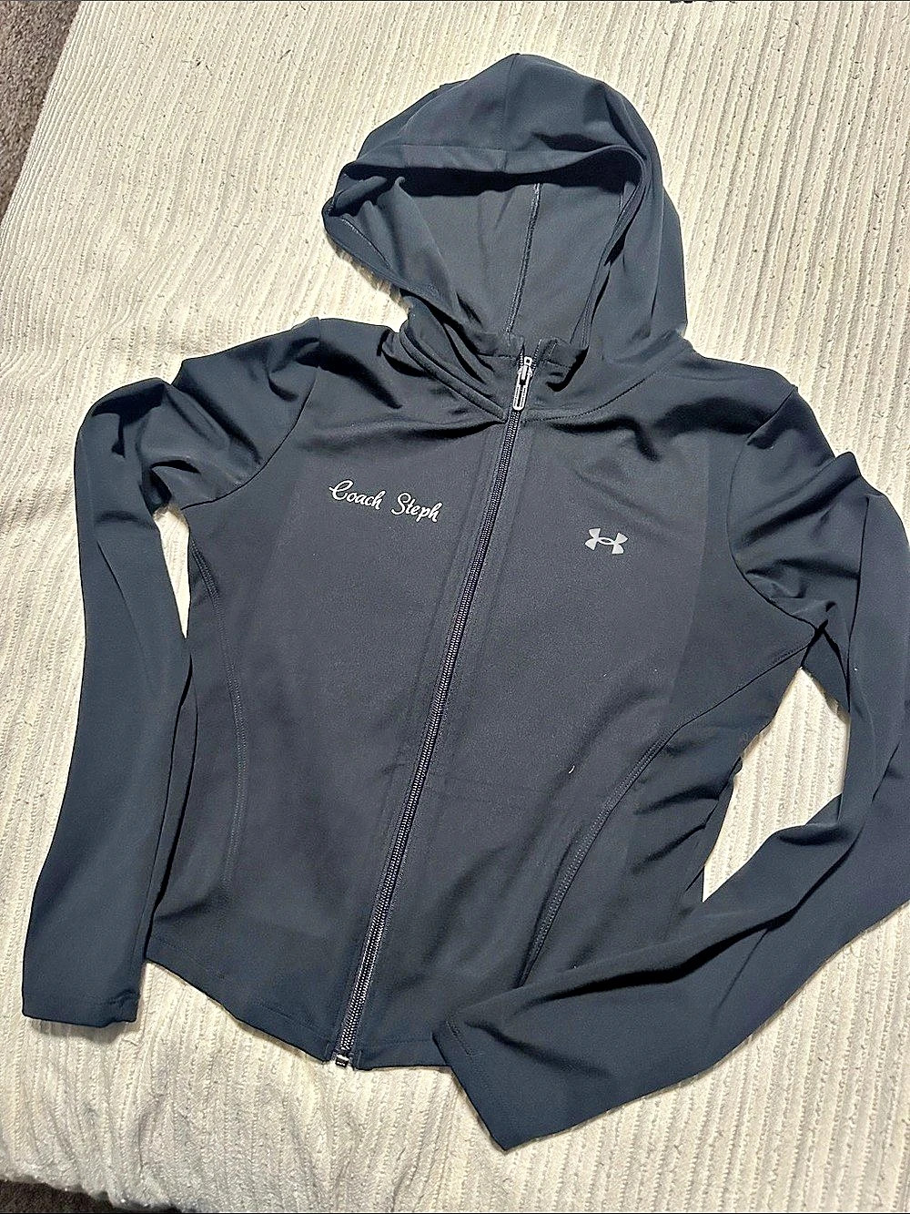 Under Armour Women'Small Black Hooded Athletic Jacket Size Small Like New